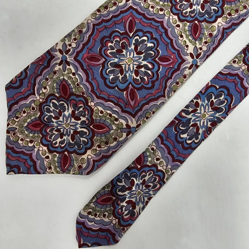 LIBERTY LONDON SILK TIE RED BLUE GREEN FLORAL WATERCOLOR SATIN TEXTURED 4"